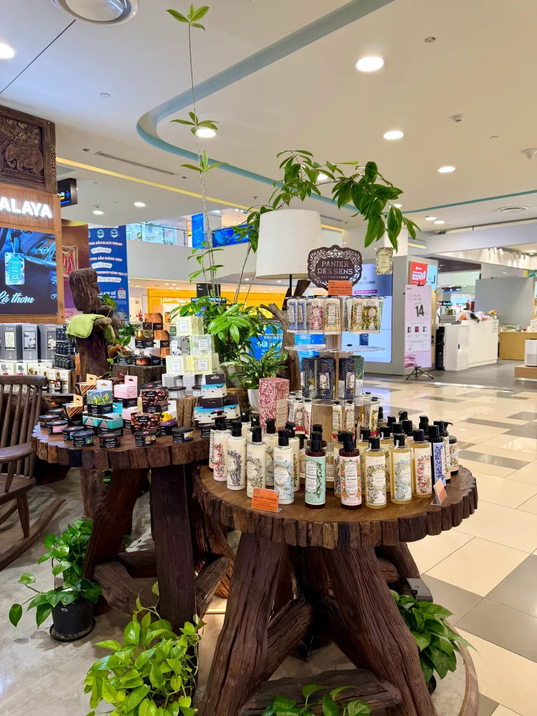 Himalya SC Vivo City